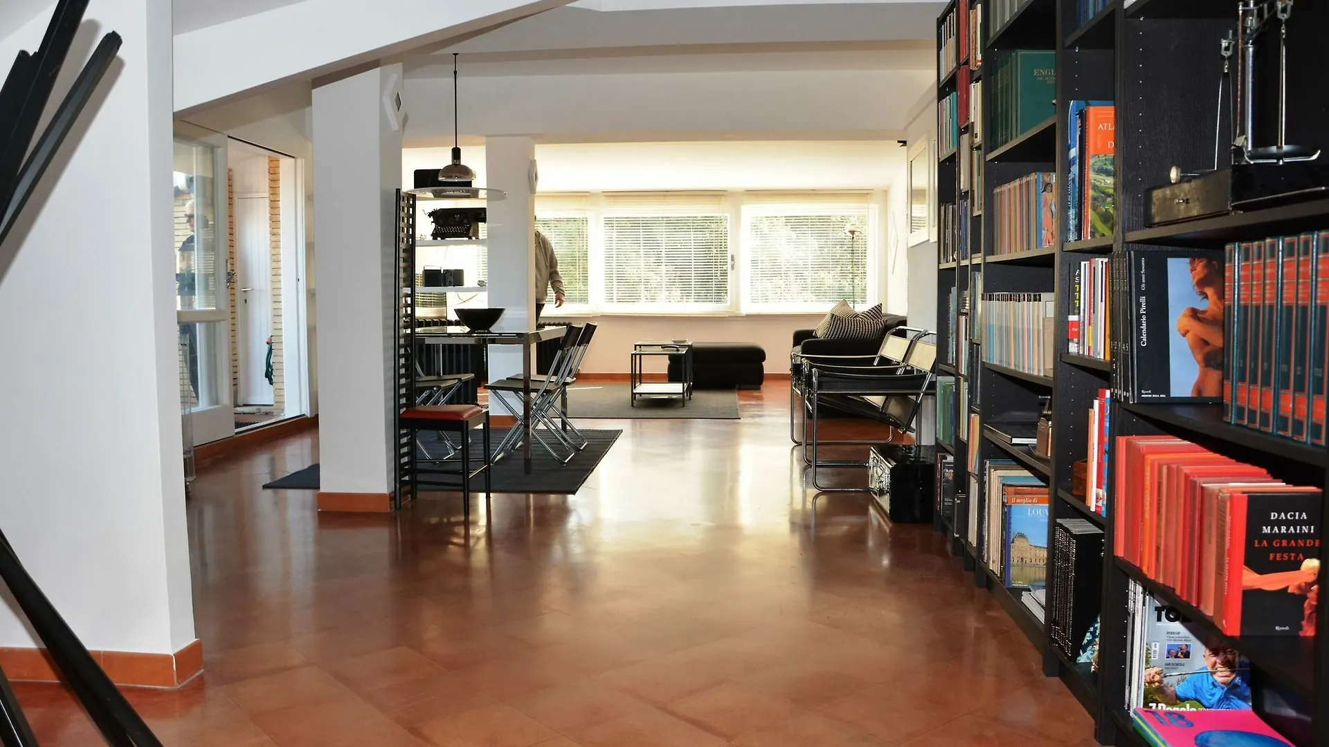 Design Apartment In Rome Italy