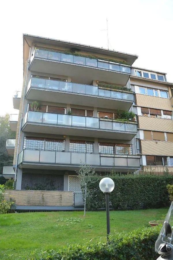 Design Apartment In Rome Italy