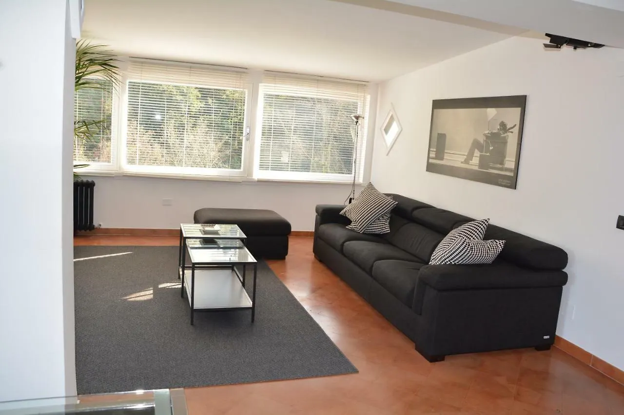 Design Apartment In Rome Italy
